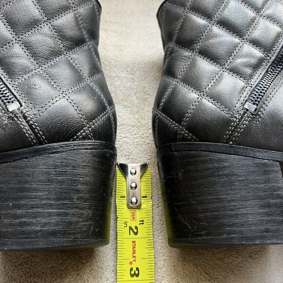 Clarks Narrative Movie Retro Black Leather Boot Women 10 M Side Zip Block Heel - Picture 11 of 16